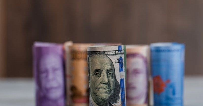 ICICI capta US$ 1,45 bi e amplia corrida de bancos indianos por dólares