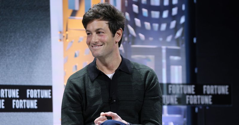 Kushner, da Thrive, critica VCs do Vale por euforia com IA