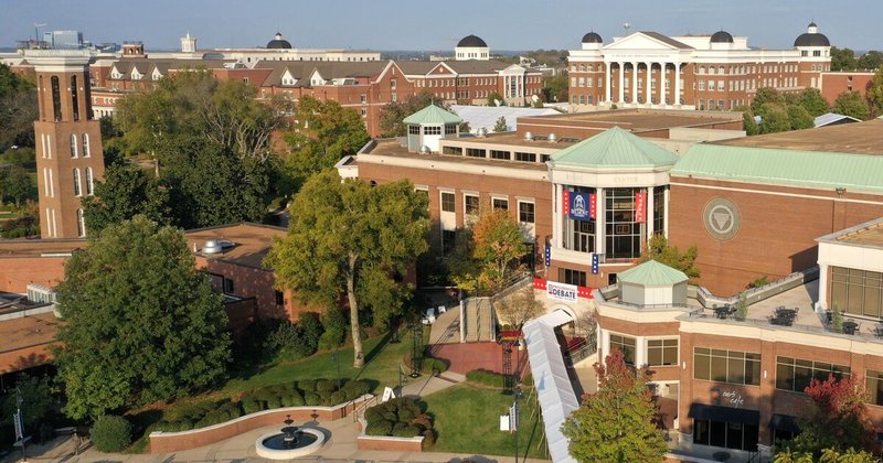 Belmont University obtém empréstimo com margem do Goldman para aliviar liquidez