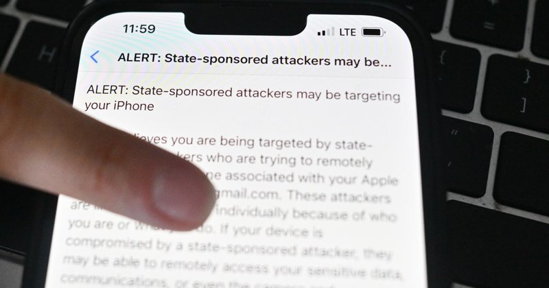 Apple envia alerta de spyware a número recorde de usuários