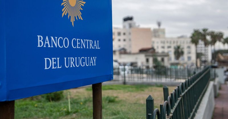 Uruguay mantém taxas de juros estáveis por quarta vez seguida