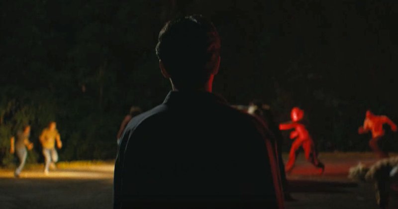 Análise de 'It Ends': Thriller Indie Usa Recursos Mínimos para Máximo Efeito