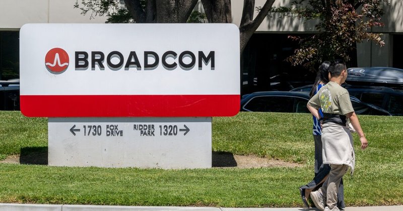 Broadcom negocia mais de US$ 60 bilhões em dívida para financiamento de chips de IA