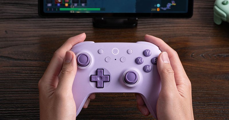 8BitDo Ultimate 2C: controle gamer PC com Hall Effect cai para US$ 23,99