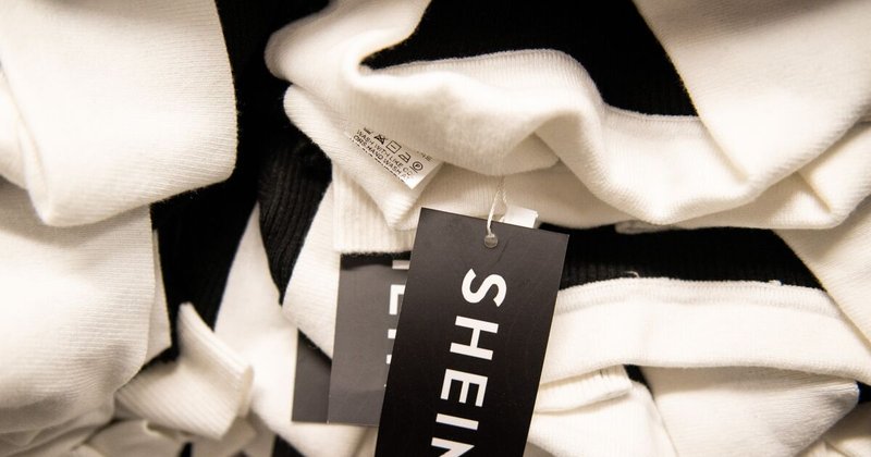 Shein: investidores concordam com bloqueio de 6 meses sobre novas ações da Oferta Pública em Hong Kong