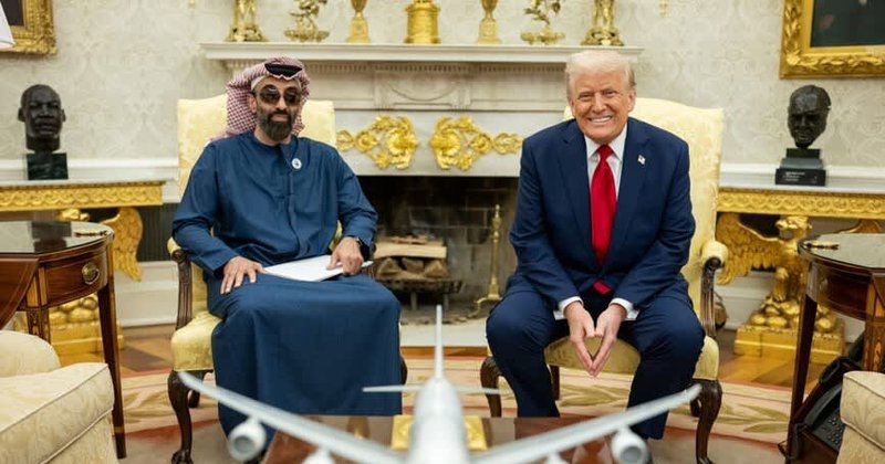 Sheik espião dos EAU detém 49% do banco cripto da família Trump