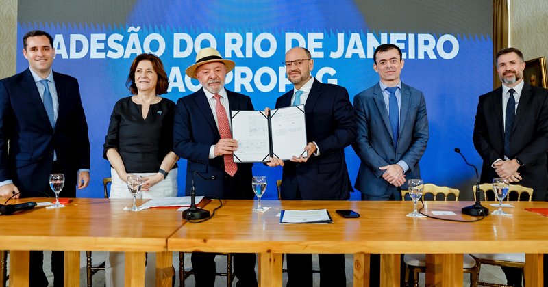 Dívida pública dos EUA atinge US$ 40 trilhões; Tesouro amplia recompra de títulos