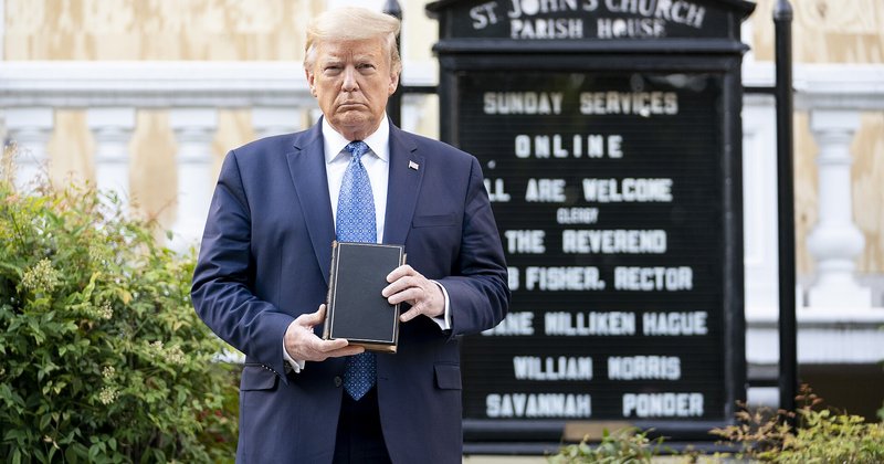 Trump minimiza acordo com Irã e títulos globais caem