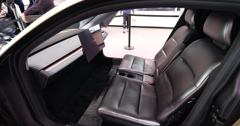 Tesla Cybercab é alvo de investigação da NHTSA