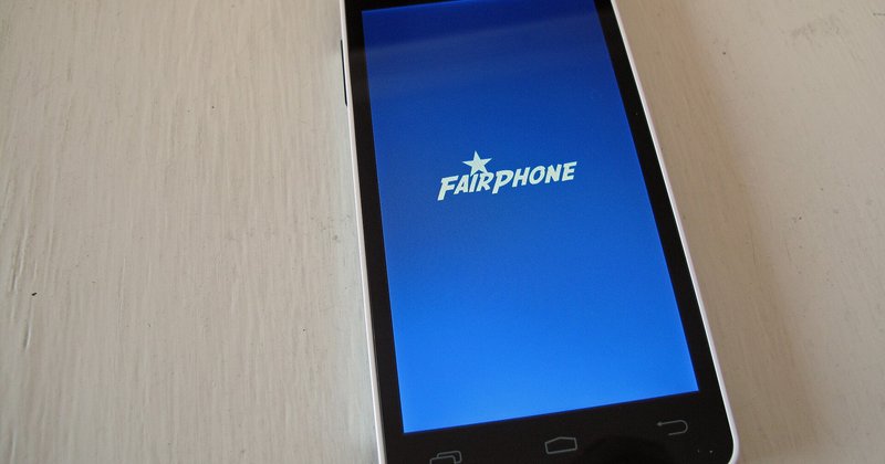 Fairphone 6 Plus chega aos EUA como intermediário reparável de US$ 649