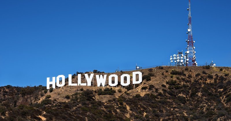 IA falha ao entender narrativas de filmes de Hollywood, aponta estudo
