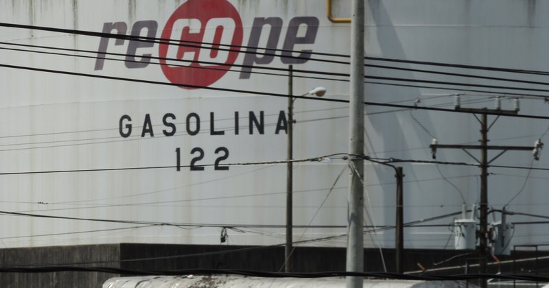 Refinadoras indianas reduzem compras de petróleo russo após ataques ucranianos
