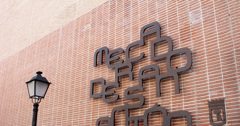 Mercado de platina deve voltar a ter superávit em 2026, diz conselho