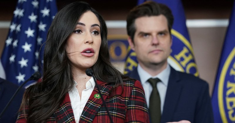 Republicanos defendem proibição de negociação de ações no Congresso enquanto Trump opera milhões