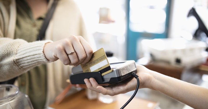 Dívida de cartão de crédito nos EUA atinge US$ 1,26 trilhão