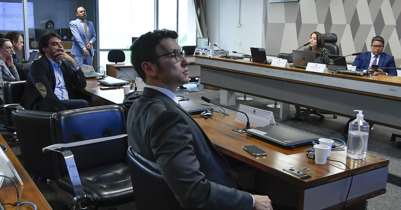 Geometria semântica não dá julgamento confiável a agentes de IA
